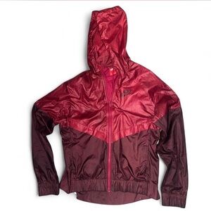 Nike Women's Two-Tone Red windbreaker